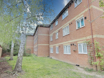 2 Bedroom Apartment For Sale In Harold Hill