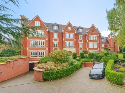 2 Bedroom Flat For Sale In Esher