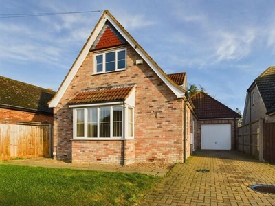 3 Bedroom Detached House For Sale In Highfields Caldecote