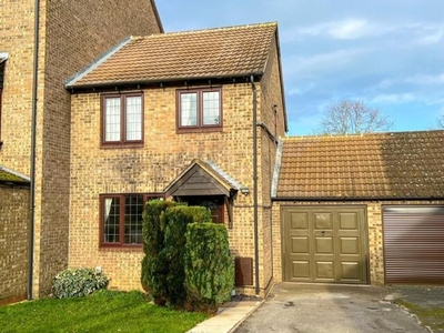 3 Bedroom Semi-detached House For Sale In East Molesey