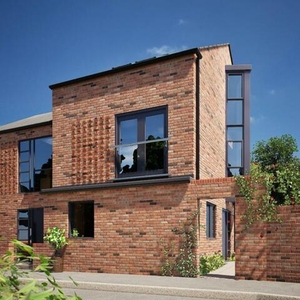 3 Bedroom Semi-detached House For Sale In Off Bootham