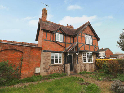 3 Bedroom Semi-detached House For Sale In Thurlaston, Leicestershire