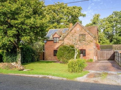 4 Bedroom Detached House For Sale In Bartley, Southampton