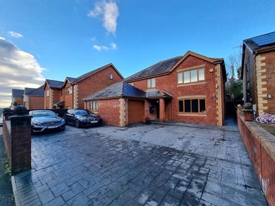 4 Bedroom Detached House For Sale In Birchgrove