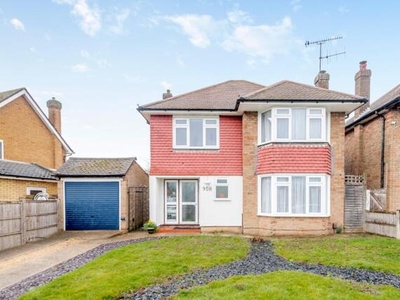 4 Bedroom Detached House For Sale In Rickmansworth, Herts