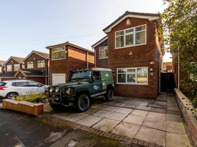 4 Bedroom Detached House For Sale In Windle