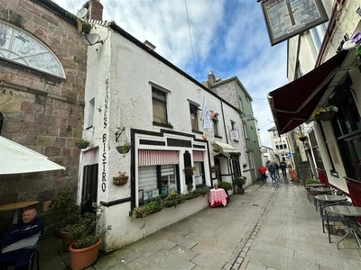 4 Bedroom End Of Terrace House For Sale In Caernarfon