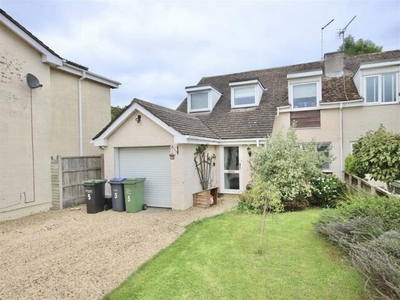 4 Bedroom Semi-detached House For Sale In Sutton Benger