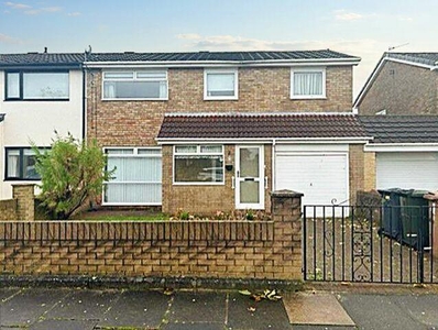 4 Bedroom Semi-detached House For Sale In Wallsend, Tyne And Wear