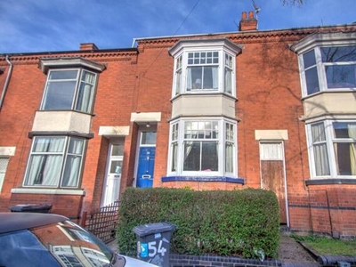 4 Bedroom Terraced House For Rent In Clarendon Park, Leicester