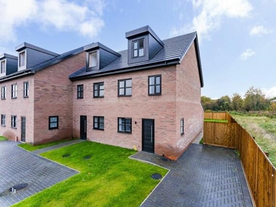 4 Bedroom Town House For Sale In Ashton In Makerfield