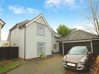 5 Bedroom Detached House For Rent In North Weald, Epping