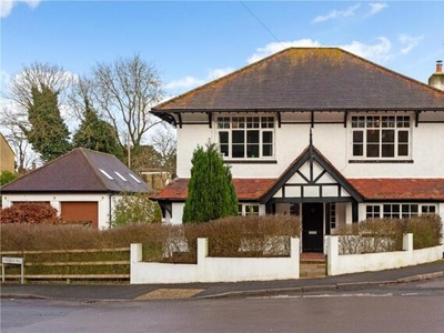 5 Bedroom Detached House For Sale In Chiseldon, Swindon