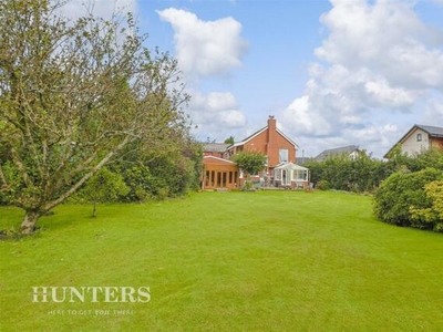 6 Bedroom Detached House For Sale In Springfield Lane, Hurstead