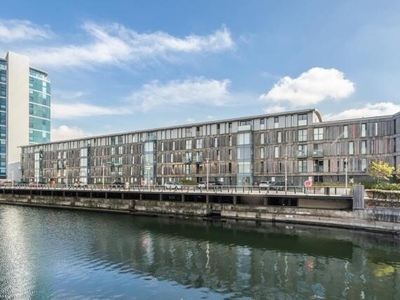 1 Bedroom Apartment For Sale In Chatham Maritime
