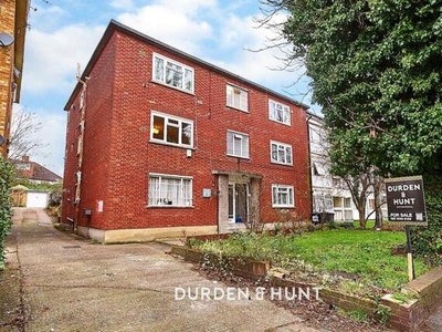 1 Bedroom Apartment For Sale In Woodford Green