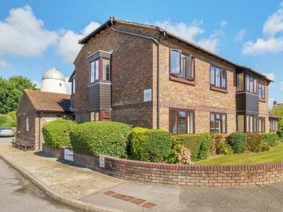 1 Bedroom Flat For Sale In Pagham Road, Nyetimber