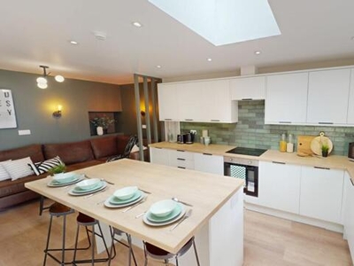 1 Bedroom House Share For Rent In City Centre, Nottingham