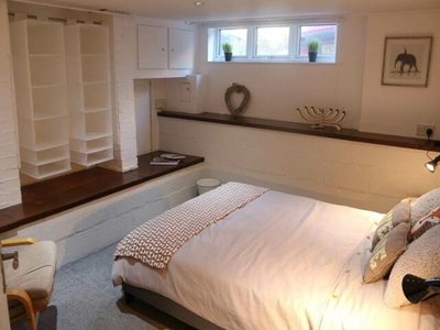 1 Bedroom House Share For Rent In Horsforth