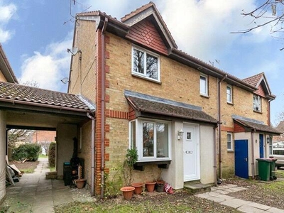 1 Bedroom Semi-detached House For Sale In Crawley, West Sussex
