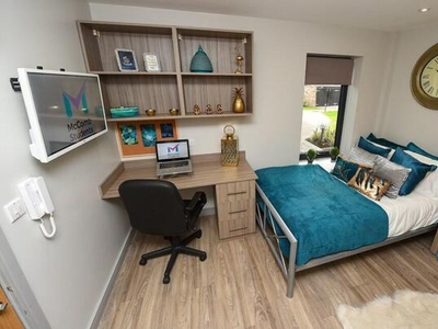 10 Bedroom Flat For Rent In Ormskirk