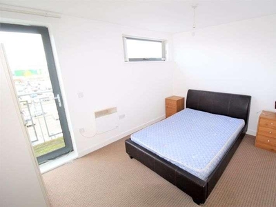 2 bed flat to rent in Life Building,
M15, Manchester