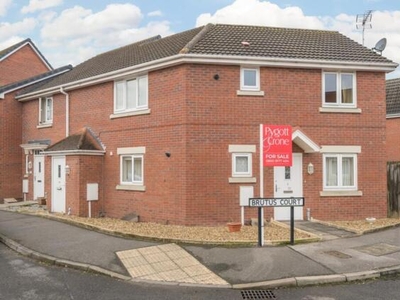 2 Bedroom Apartment For Sale In North Hykeham, Lincoln