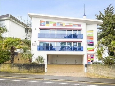 2 Bedroom Apartment For Sale In Poole, Dorset