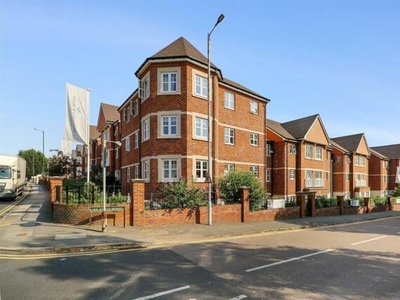 2 Bedroom Apartment For Sale In St. Lukes Road
