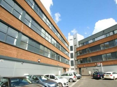 2 Bedroom Apartment For Sale In Stratford Road