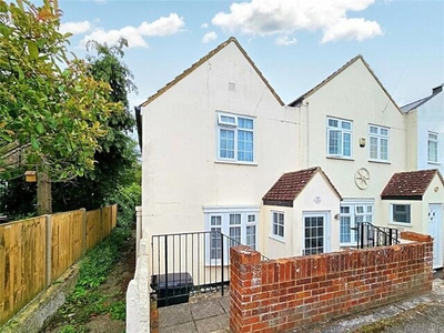 2 Bedroom End Of Terrace House For Sale In Ramsgate, Kent