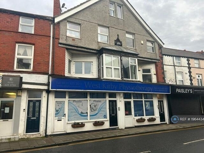 2 Bedroom Flat For Rent In West Kirby, Wirral