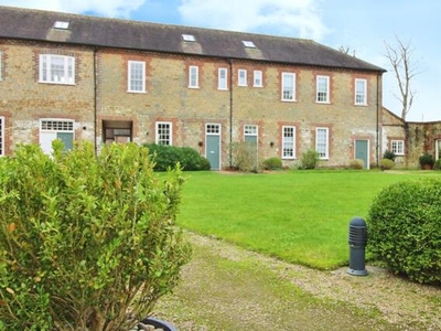 2 Bedroom House For Sale In Midhurst, West Sussex