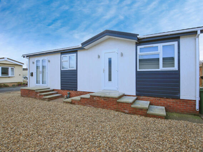 2 Bedroom Park Home For Sale In Cambridgeshire