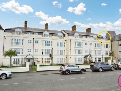 2 Bedroom Penthouse For Sale In Llandudno, Conwy