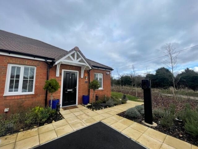 2 Bedroom Semi-detached Bungalow For Sale In Shefford, Bedfordshire