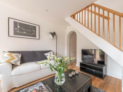 2 Bedroom Semi-detached House For Rent In Henley-on-thames, Oxfordshire