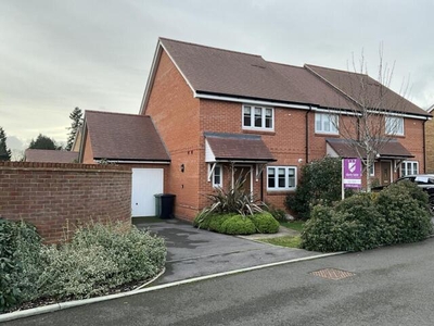 2 Bedroom Semi-detached House For Rent In Sonning Common, Oxfordshire