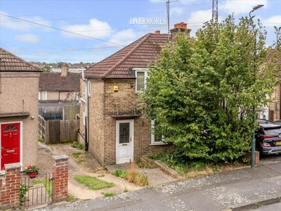 2 Bedroom Semi-detached House For Sale In Crayford