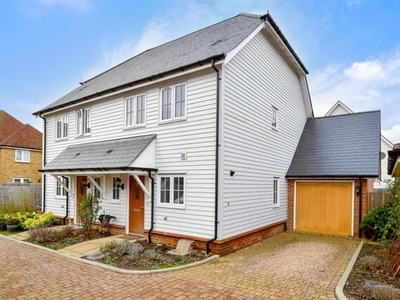 2 Bedroom Semi-detached House For Sale In Marden, Tonbridge