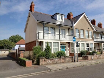 3 Bedroom Apartment For Sale In Minehead, Somerset