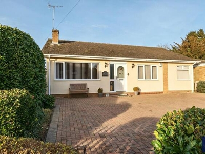 3 Bedroom Bungalow For Sale In Rothersthorpe, Northamptonshire