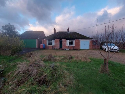 3 Bedroom Detached Bungalow For Sale In Norwich Road, Swaffham