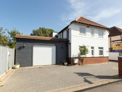 3 Bedroom Detached House For Sale In Broadstairs