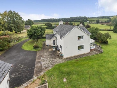 3 Bedroom Detached House For Sale In Caldicot, Monmouthshire