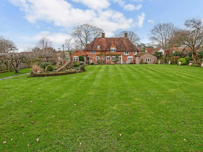 3 Bedroom Detached House For Sale In East Clandon
