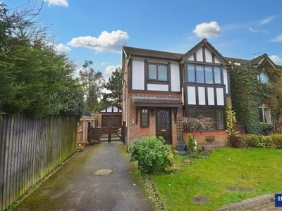 3 Bedroom Detached House For Sale In Narborough