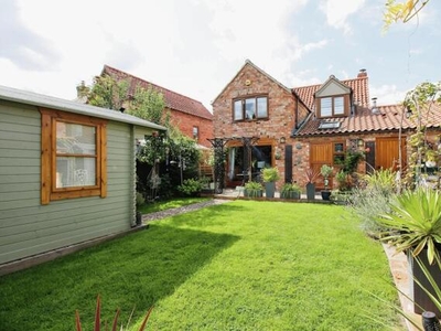3 Bedroom Detached House For Sale In South Scarle, Newark