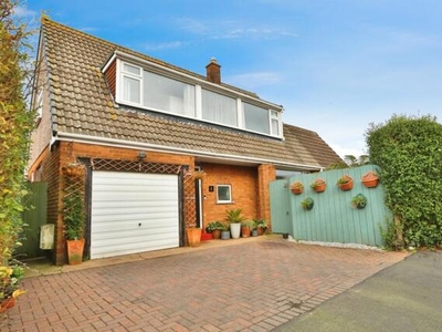 3 Bedroom Detached House For Sale In Thorngumbald, Hull