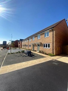 3 Bedroom End Of Terrace House For Sale In Cranfield, Bedfordshire